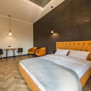 Dayflat Maidan Area Apartment Kyiv
